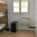 Hostel Bilbao Central Rooms *