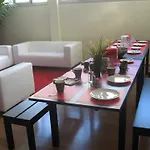 Hostel Bilbao Central Rooms *