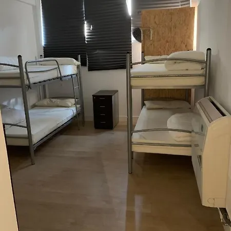 Hostal Bilbao Central Rooms *