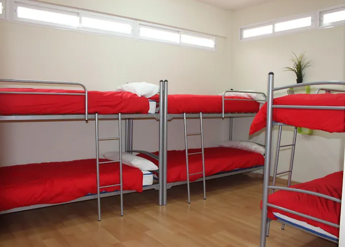 Hostel Bilbao Central Hostel *