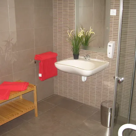 Vandrerhjem Bilbao Central Rooms *